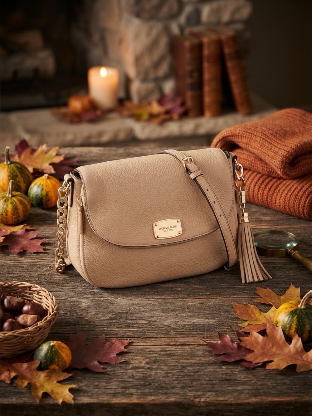Michael Michael Kors Beige Pebbled Leather Crossbody Bag Gold Hardware EUC